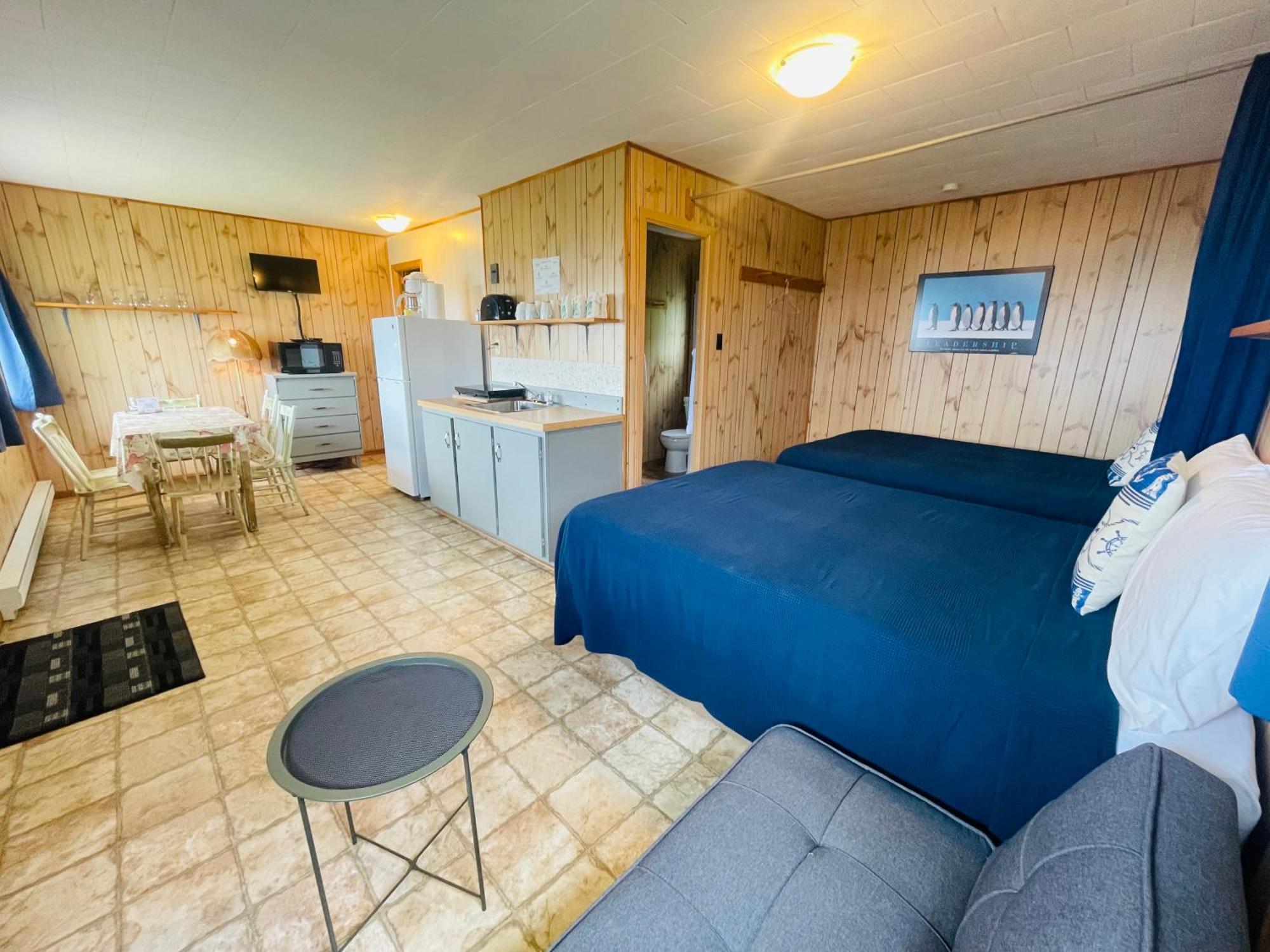 Chalets Bernatchez 몽 생 피에르 외부 사진