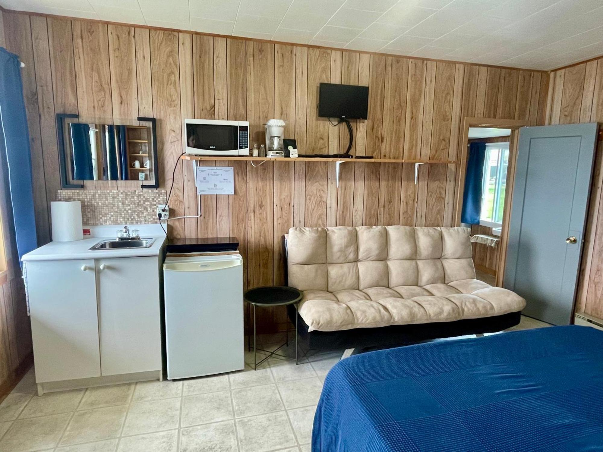 Chalets Bernatchez 몽 생 피에르 외부 사진